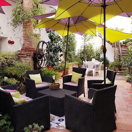 Le Presbytere Bed and Breakfast Rivesaltes Exterior foto