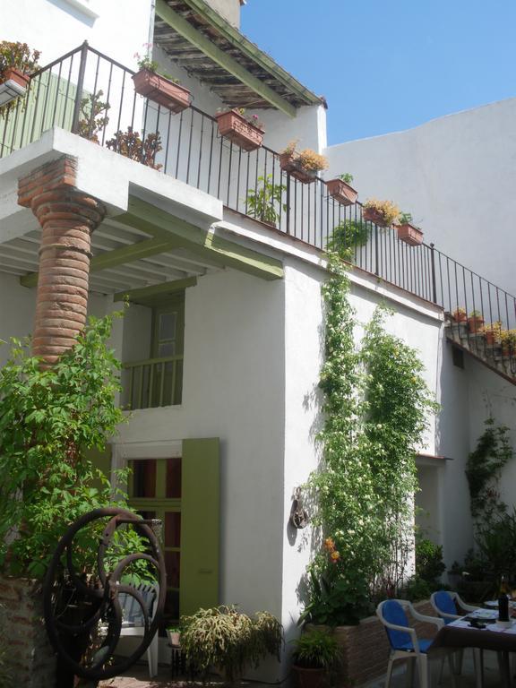 Le Presbytere Bed and Breakfast Rivesaltes Habitación foto