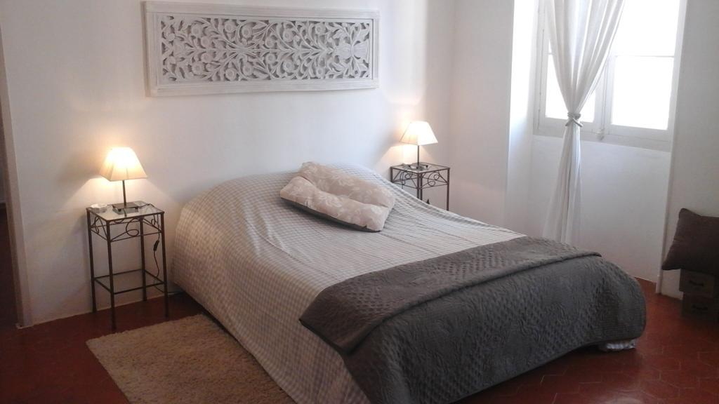 Le Presbytere Bed and Breakfast Rivesaltes Exterior foto